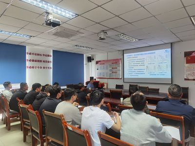 水土學(xué)院邀請(qǐng)長江科學(xué)院水利部巖土力學(xué)與工程重點(diǎn)實(shí)驗(yàn)室土工所副總工程師、碩士生導(dǎo)師江洎洧來院開展學(xué)術(shù)報(bào)告